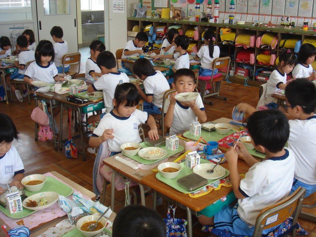 Japanese School Lunch - Land ΩF The Rising SΩN - cybersensei