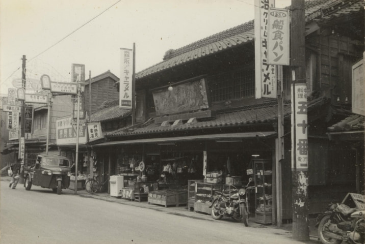 Japanese Street in the Meiji Era
