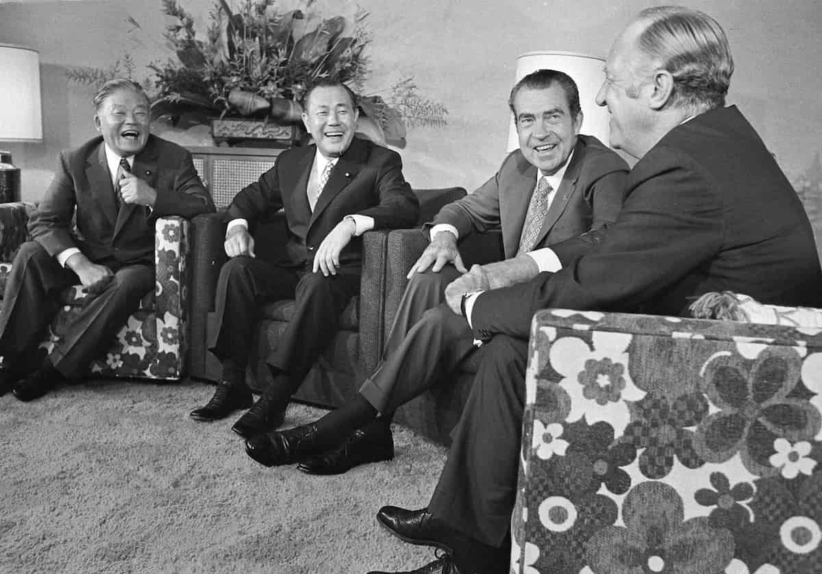 Tanaka Kakue With Richard Nixon - Land Of The Rising Son