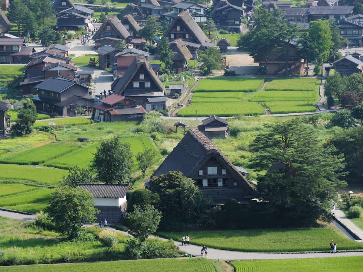 白川村 - Land Of The Rising Son