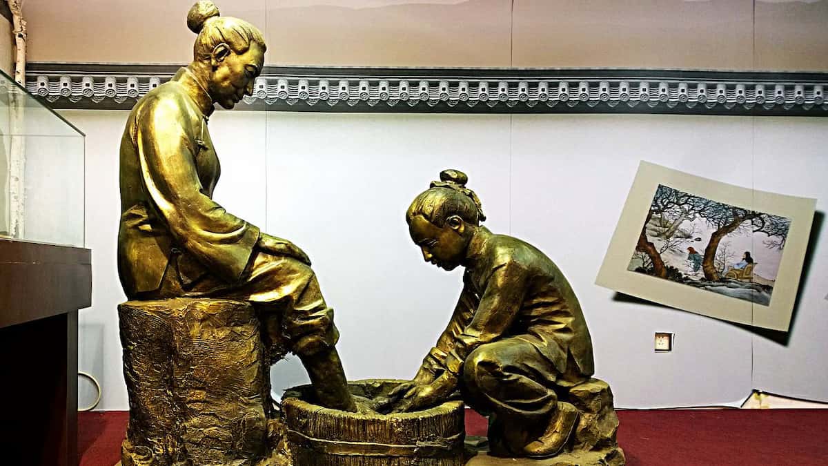 Asian Values- Filial Piety - Land Of The Rising Son