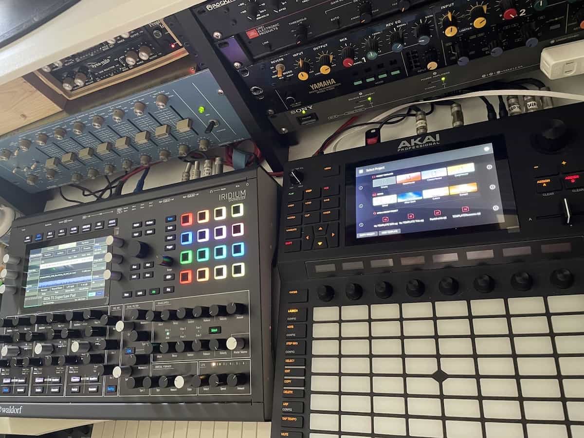 Master Music Molecule Manipulator Maestro Mawdsley Studio 08 - Land Of The Rising Son