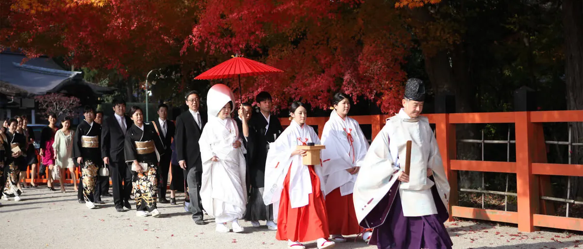 神道結婚式 - Land Of The Rising Son