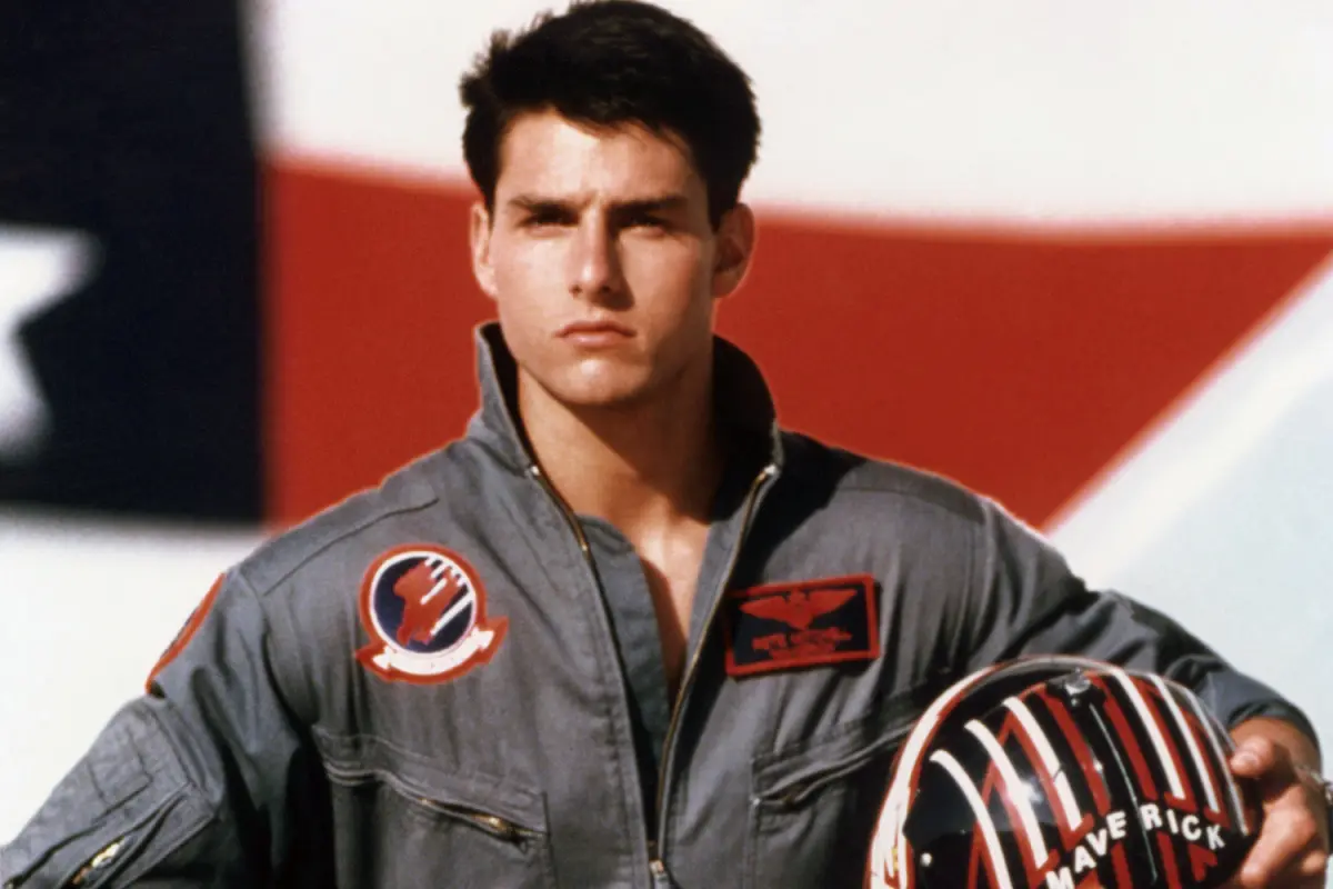 Tommy Cruise as a failed actor top-gun